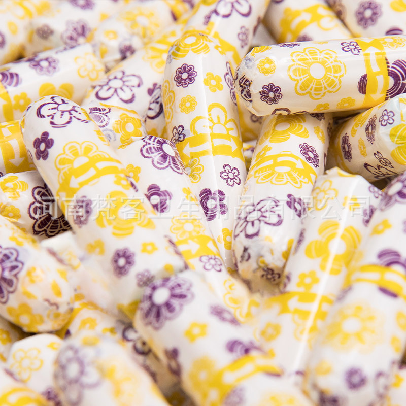 Source manufacturer's finger-in tampon sanitary napkin sanitary cotton swab can swim in hot springs