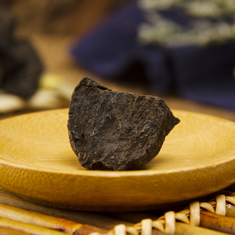 Polygonum Multiflorum Chinese Herbal Medicine, Polygonum Multiflorum Tea Soaked in Water, Raw and Cooked Polygonum Multiflorum Slices, Black Polygonum Multiflorum, Non-Wild Genuine Product