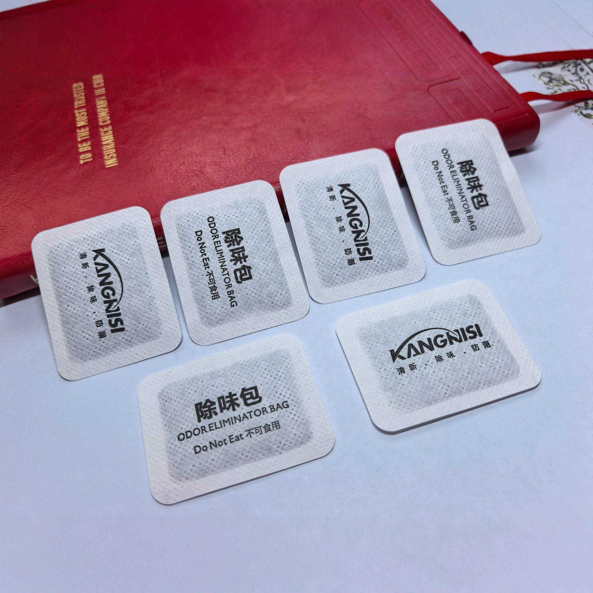 Дезодорирующий пакет с нано активными факторами для освежения, дезодорации, защиты от влаги и осушения одежды, обуви, сумок, электроники и дома