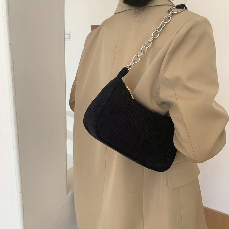 Customized 2024 New Summer Style Versatile Simple Women's Shoulder Armpit Bag Women's Bag Chain Women's Bag Fashion Bag