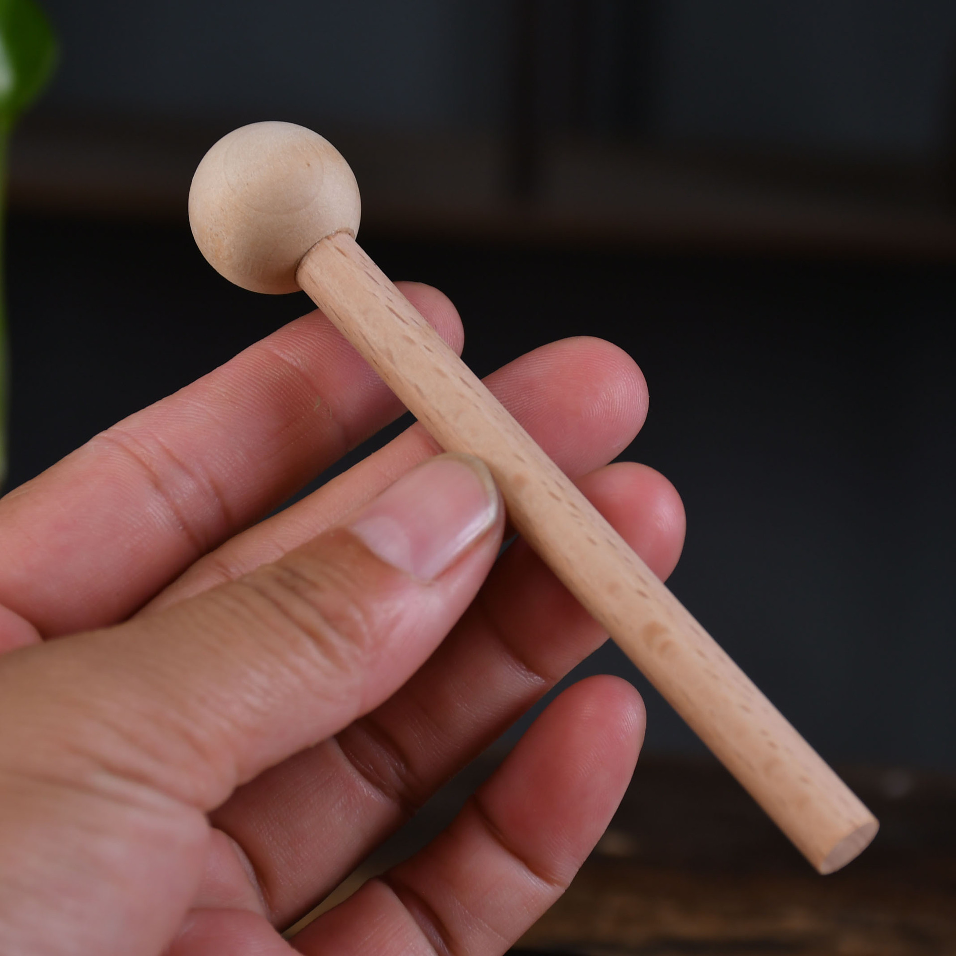 Whale Wooden Fish Knocking Cute Portable Decompression Office Meditation Percussion Instrument Solid Wood Ornaments Buddhist Toy Gift