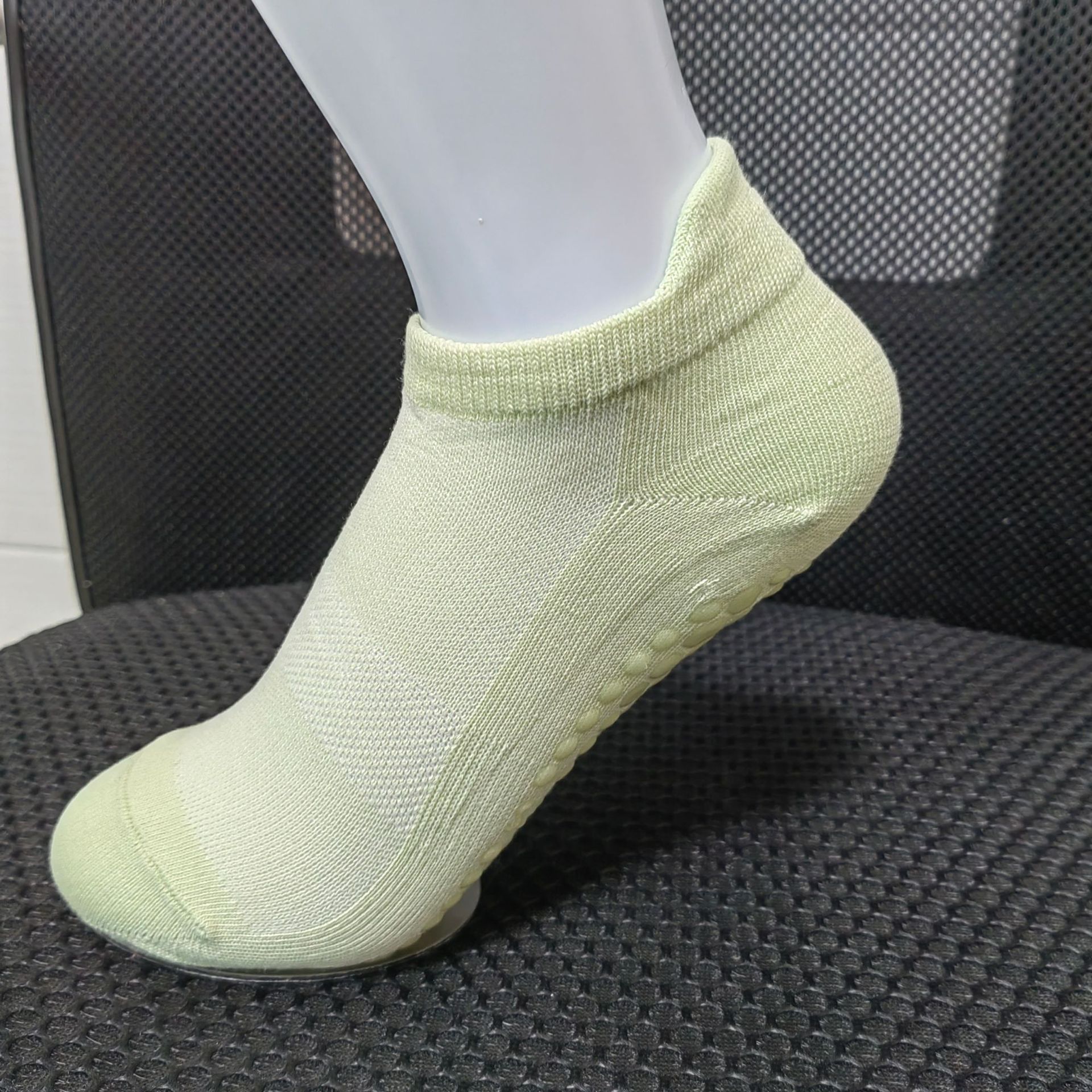 Cross-border Amazon Yoga Socks Non-slip dispensing Indoor Fitness Pilates Socks Women's Mesh Sports Socks Cotton Socks