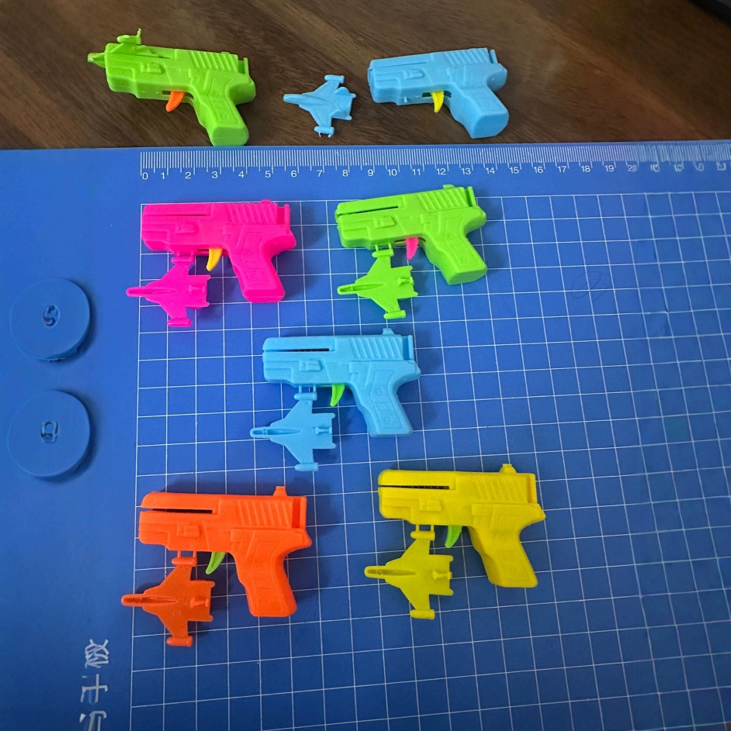 Детские маленькие игрушки мини пушка для самолетов креативные подарочные игрушки оптом