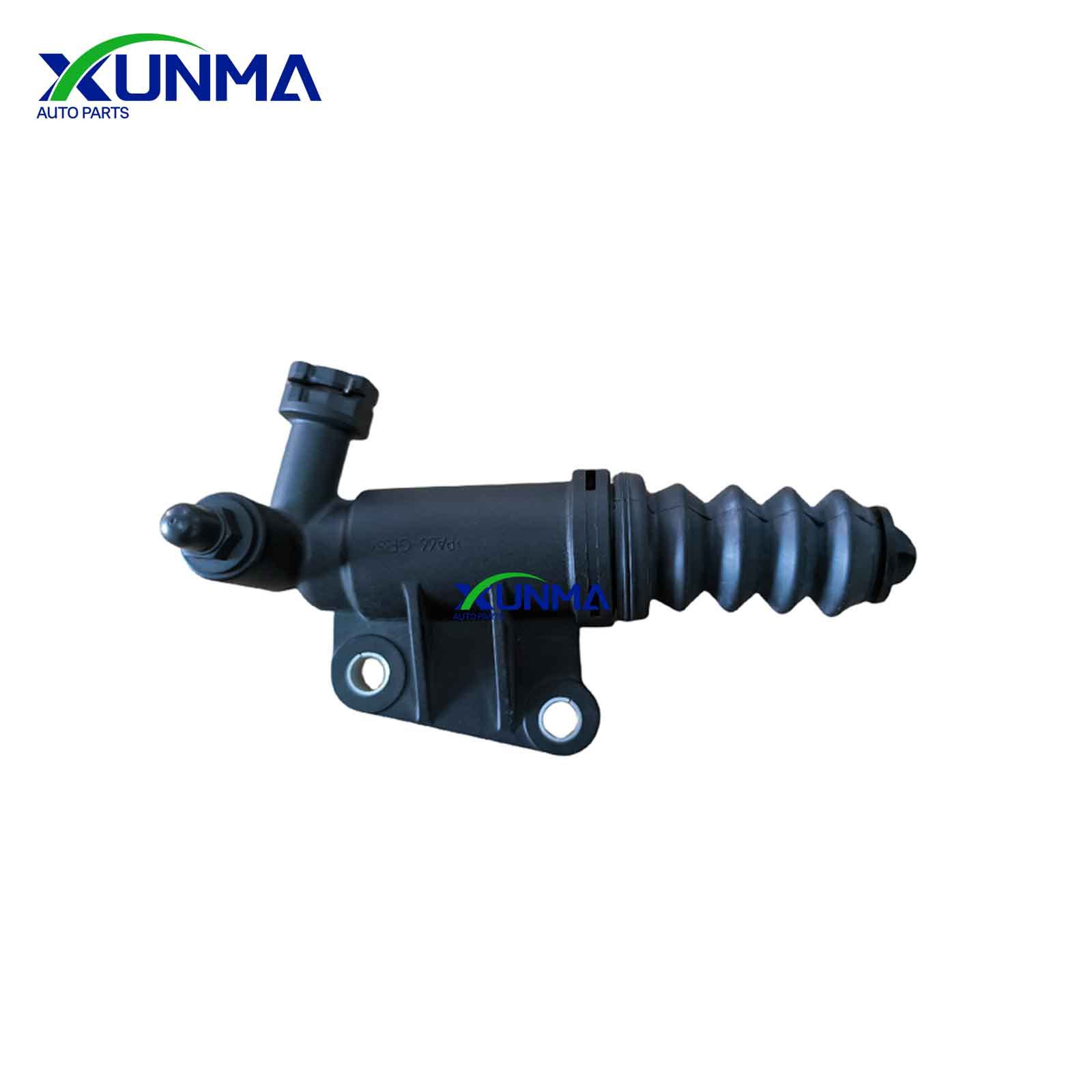 Plastic Clutch Cylinder Brake Cylinder Suitable for Suzuki Swift 23820-68L00 Auto Parts