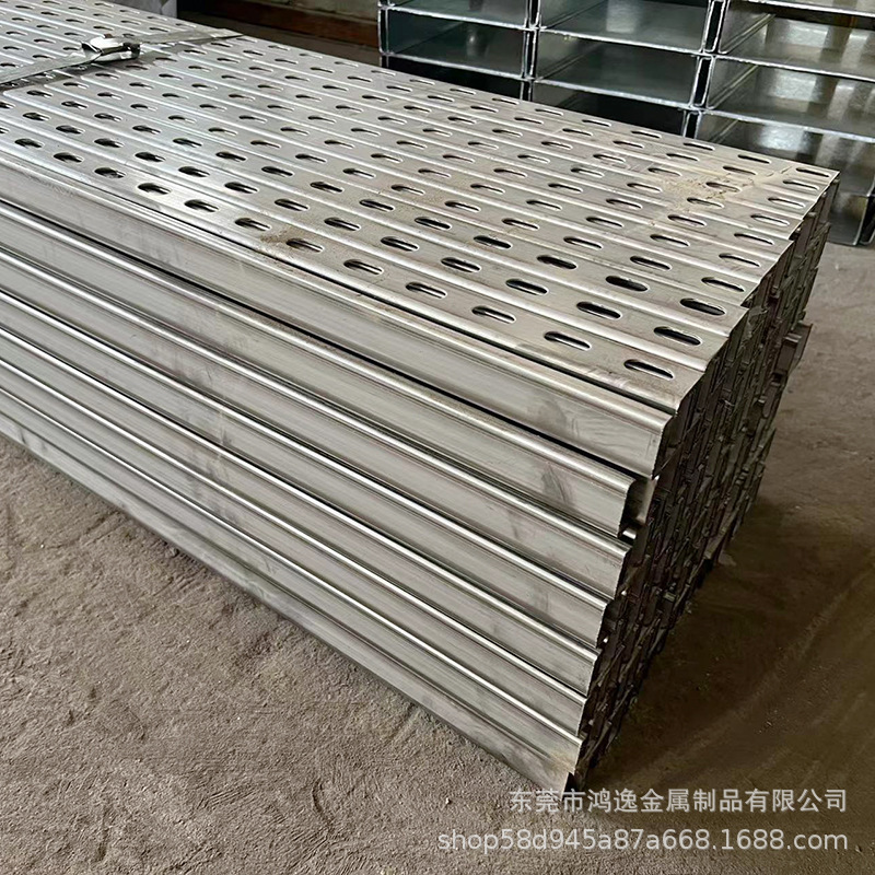 Галванизированная уголковая сталь Hongyi с равными сторонами, утолщенная, стандарт Q235, универсальная уголковая сталь, может быть изготовлена с двусторонним пробиванием