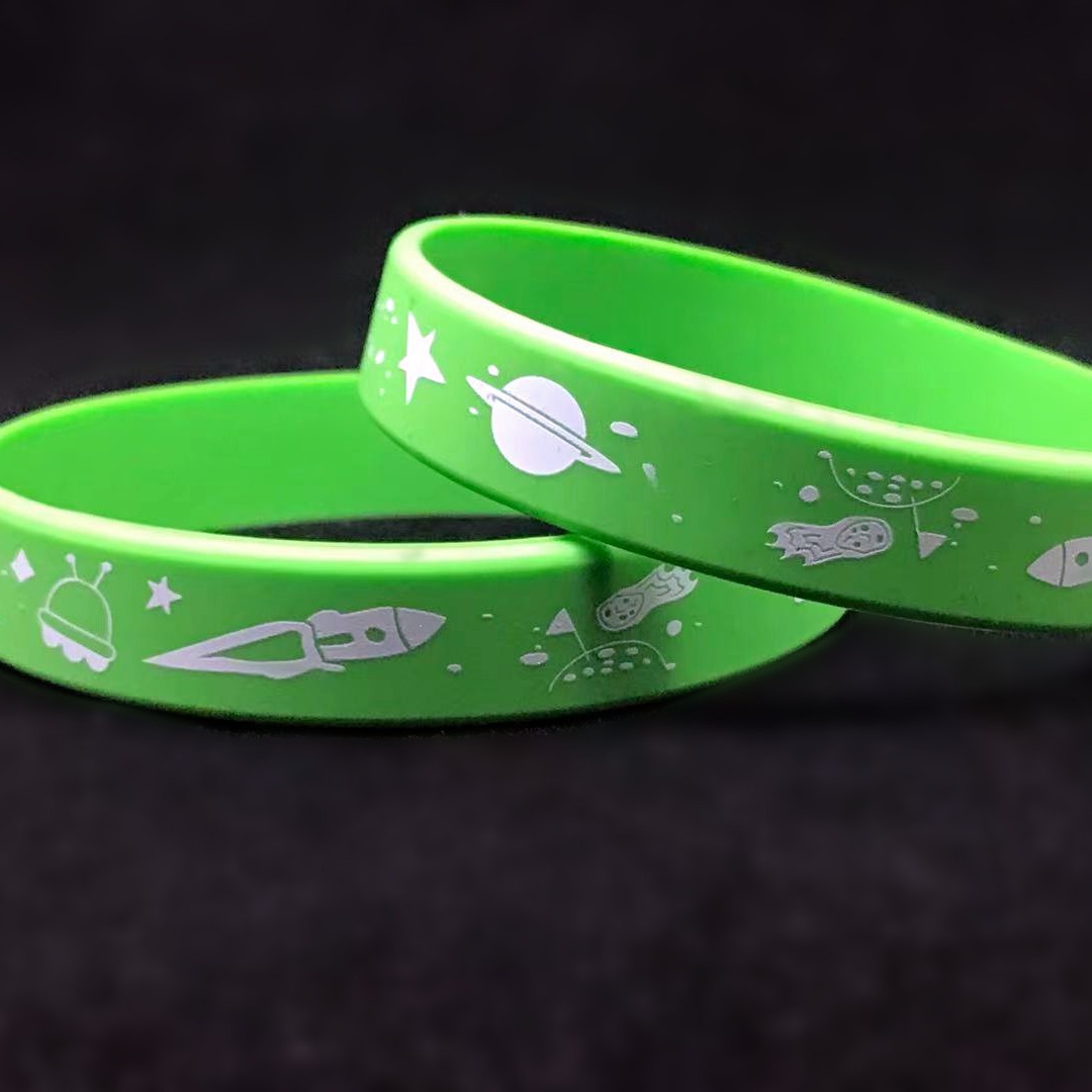 Factory supply silicone bracelet luminous bracelet Buddha bracelet wristband can be printed logo concave and convex lettering