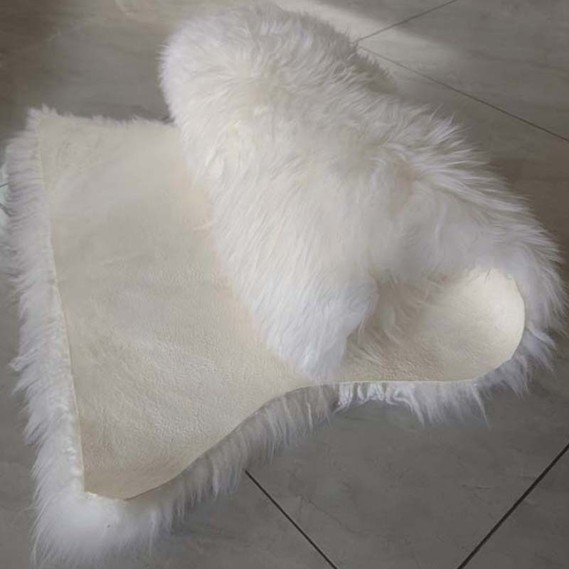 Australian Whole Sheepskin Integrated Pure Wool Sofa Cushion with Minor Flaws, Wool Carpet, Bedroom Bay Window Mat, Bedside Blanket
