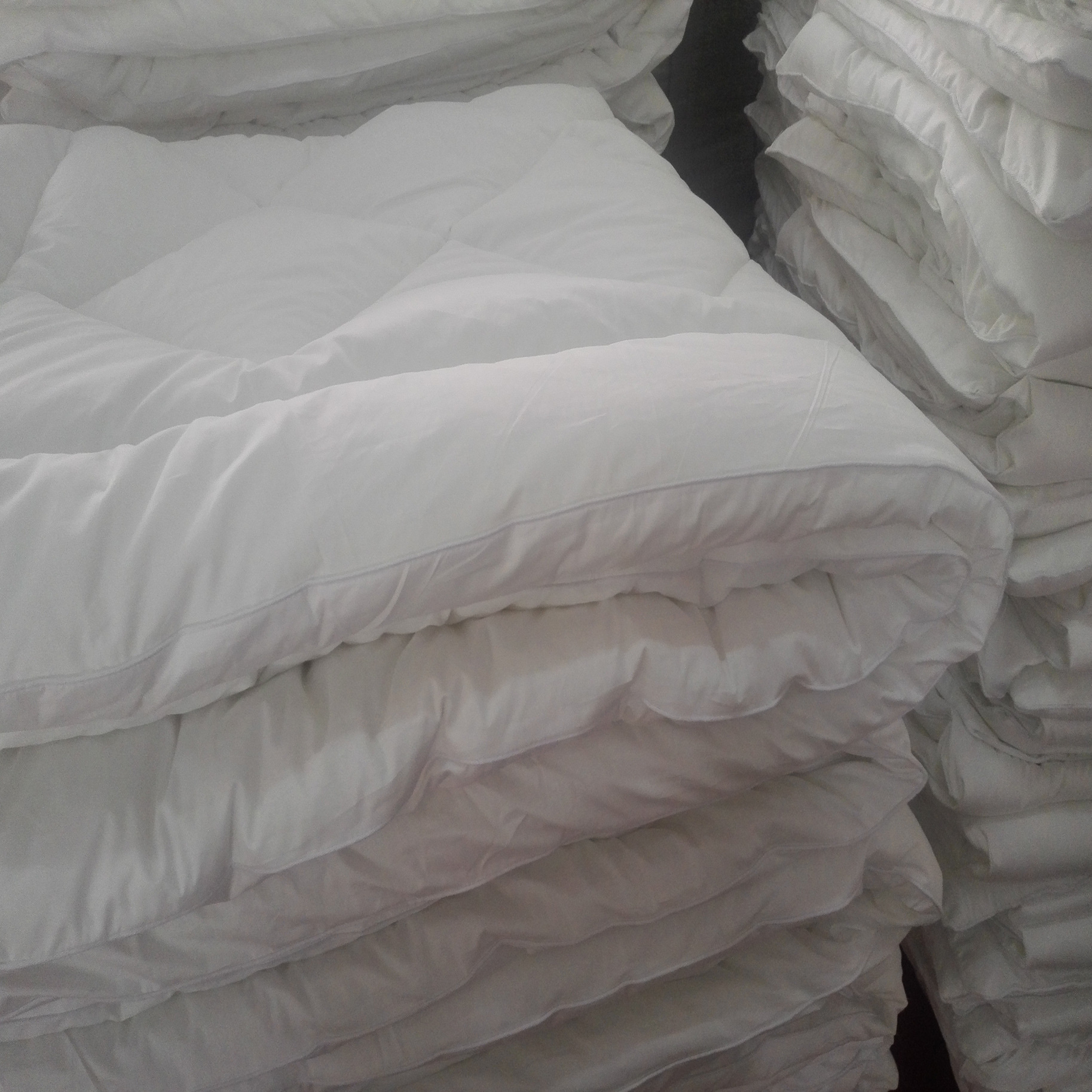 Nantong Large Quilt Customized Summer Cool Quilt Washable Cotton Feather Velvet Imitation Feather Quilt Soybean Quilt Processing Factory