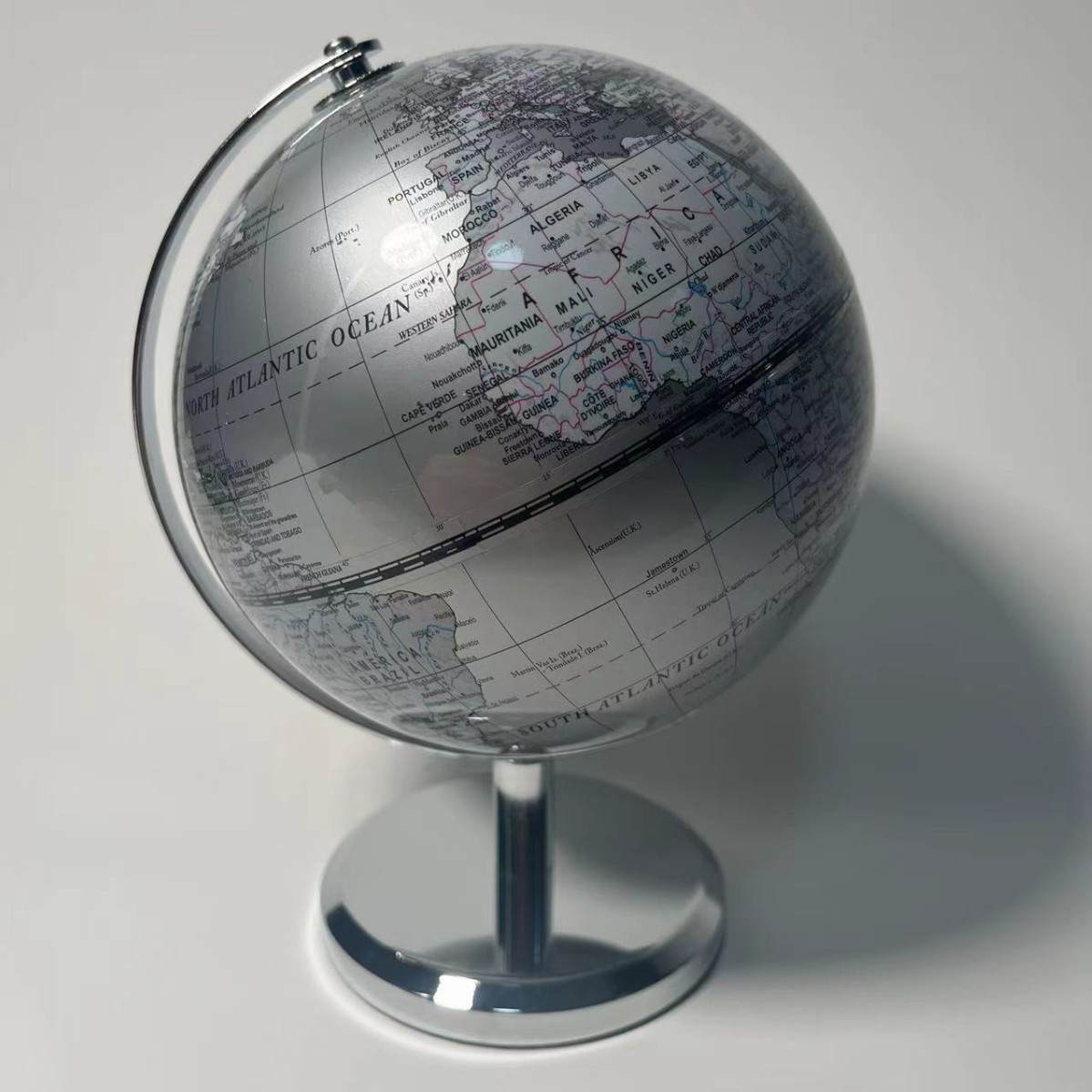 Light Luxury Style Pure English Version Globe Office Study Living Room Bookcase Entrance Home Decoration Creative Ornament