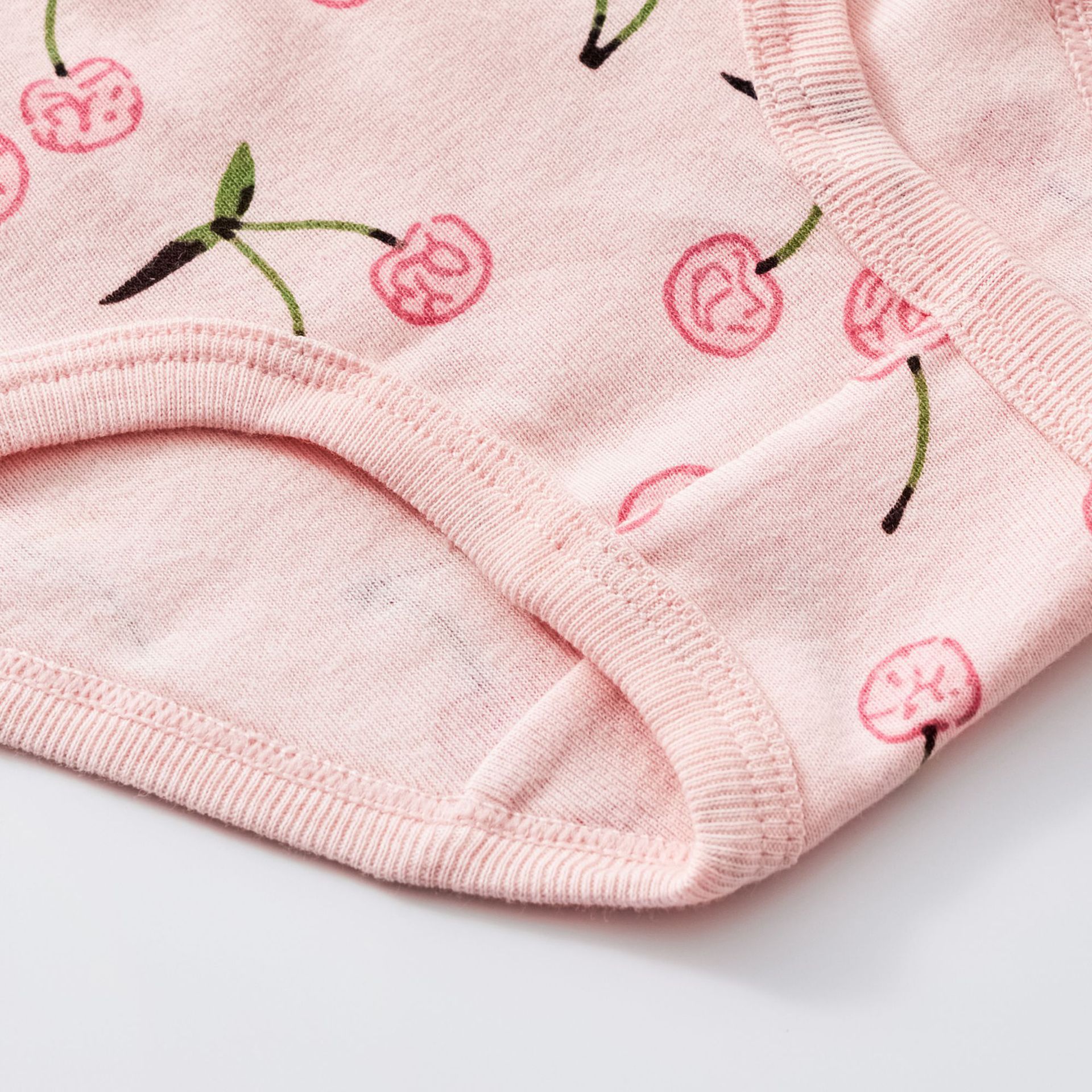 Children's Underwear Pure Cotton European and American Style Little Girl Baby Cartoon Cotton Breathable Triangle Shorts Girl Amazon