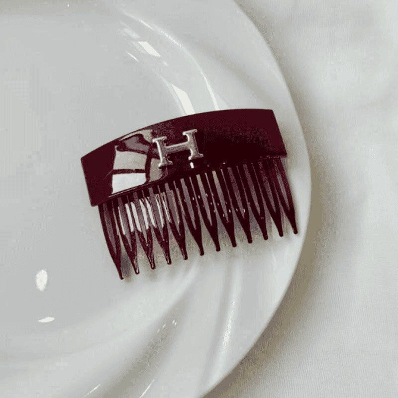 H Letter Inverted Comb for Women 2025 New Style Forehead Bangs and Broken Hair on the Back of the Head with Toothed Anti-Slip Hair Comb Headwear