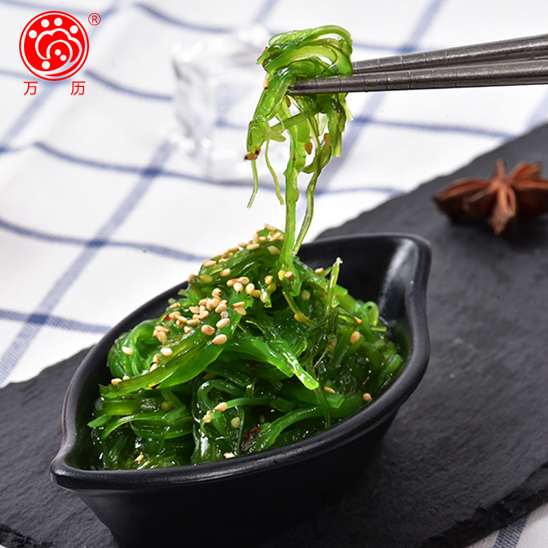 Ready-To-Eat Premium Wakame Seaweed Salad with Seaweed Strips, Japanese-Style Seaweed Salad with Seaweed Strips