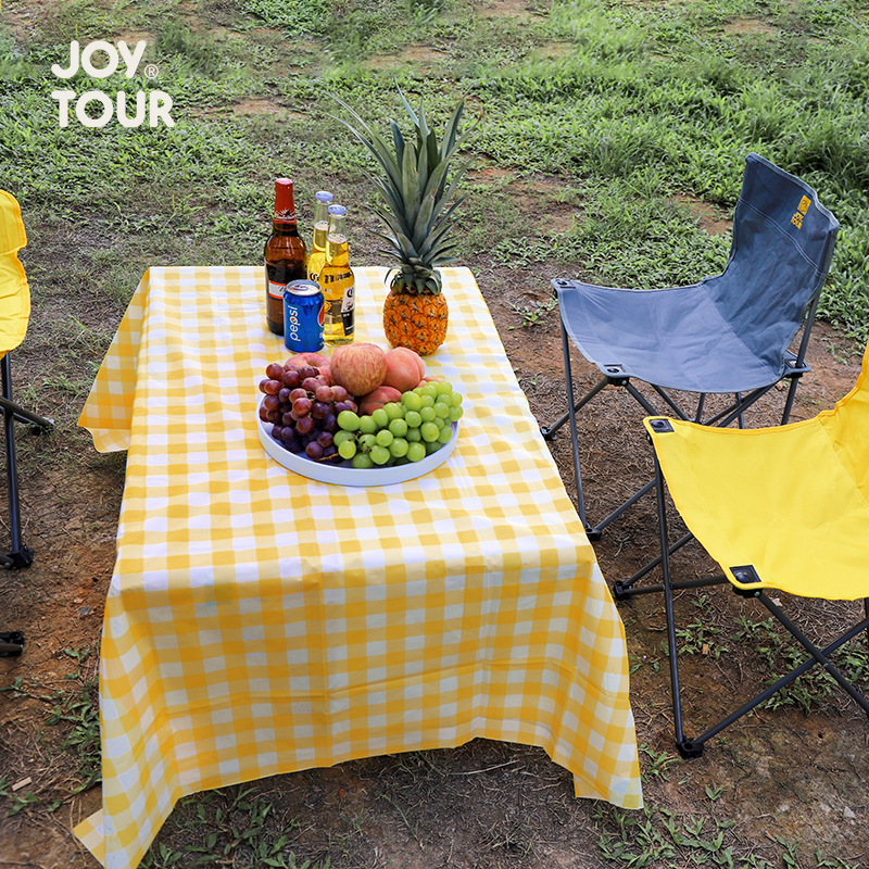 Disposable yellow and red plaid picnic mat outdoor barbecue picnic mat tablecloth restaurant restaurant tablecloth wholesale