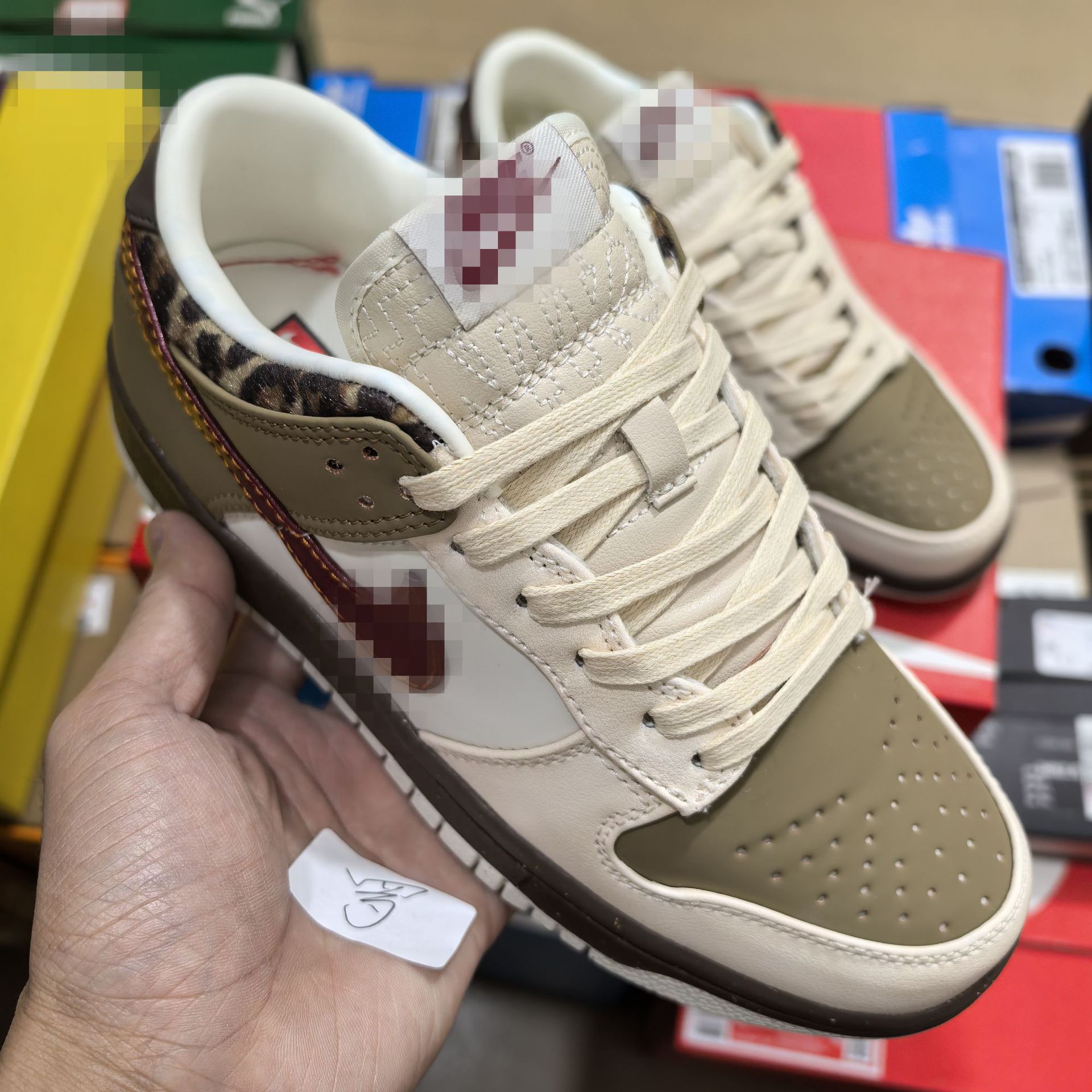 [in Stock] Putian Pure Original High-End Version Dunk Sb Low Beige-Red Brown Leopard Print Sneakers, Please Inquire for Details Lsxc88