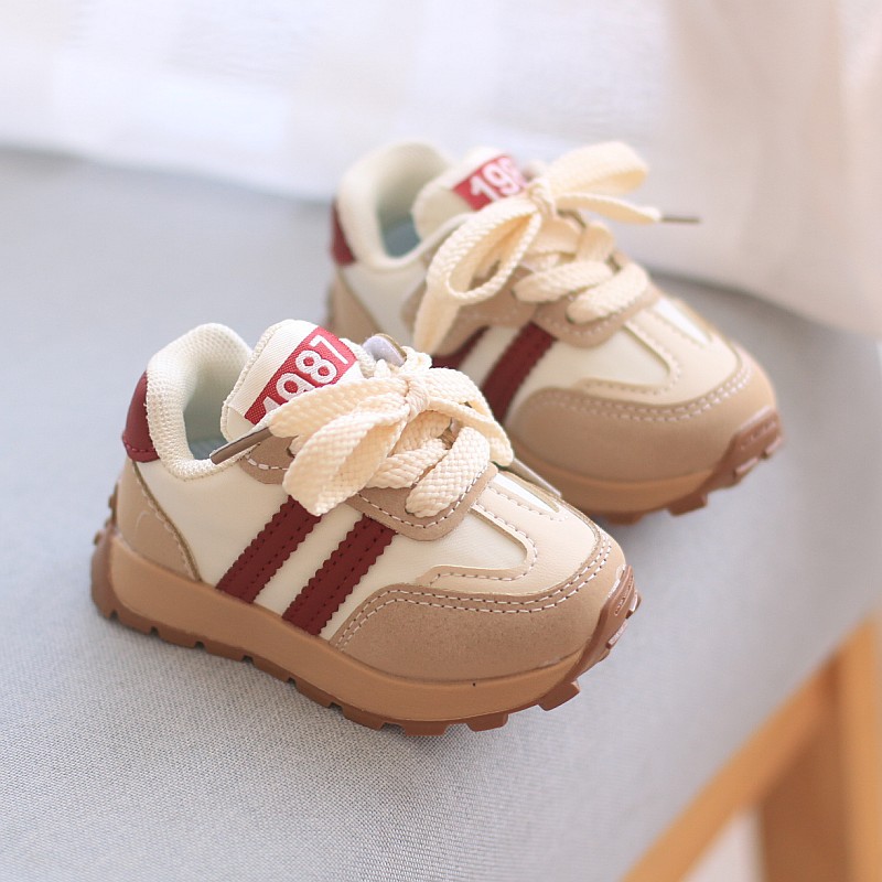 Baby Shoes Boys Toddler Shoes Spring and Autumn Soft Sole Girls' Non-slip Breathable Forrest Gump Shoes Children's Skate Shoes White Shoes