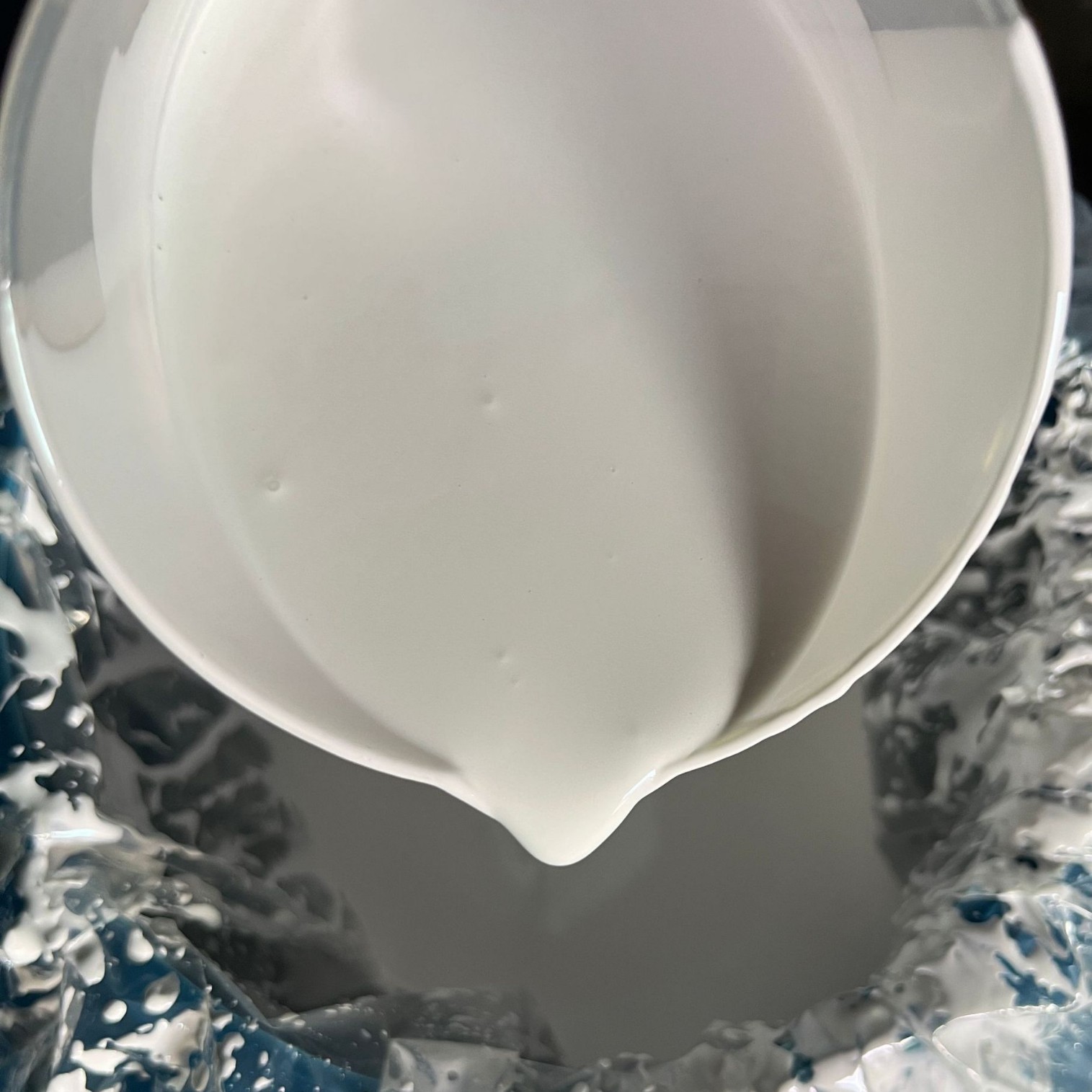 In-Stock Cw40-907J Emulsion for Woodworking and Construction Plastic Film Base Adhesive Wholesale Chuanwei Vae Emulsion