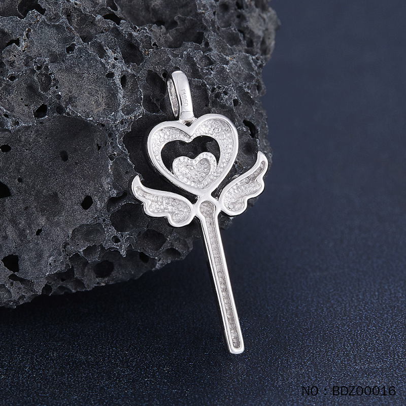 Platinum Heart Shaped Double Wing Magic Wand Pendant (not Include Chain) Platinum Pt950 Pendant Real Gold Guaranteed