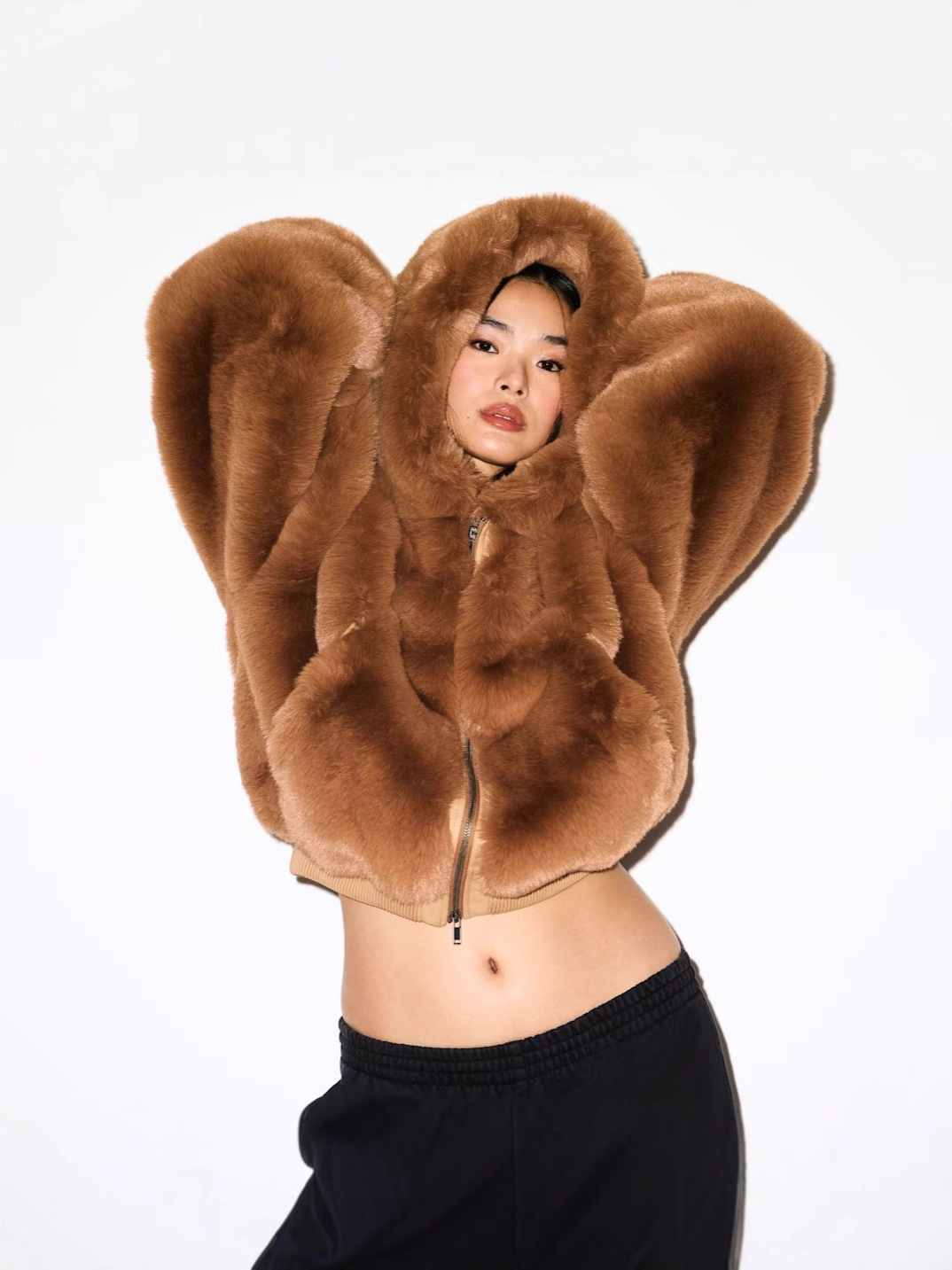 Skims 25 New Winter Women's Hooded Imitation Fur Warm and Easy to Wear Plush Environmentally Friendly Fur Zipper Jacket