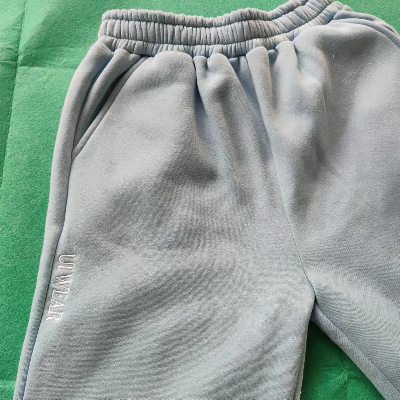 Finished Clothing Logo Embroidery Processing, Garment Embroidery Logo Processing, Hat Cutting Pieces, Clothing Trademark Embroidery