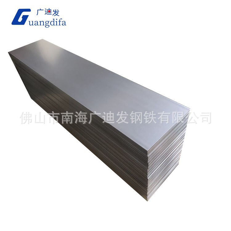 Galvanized Steel Sheet Galvanized Roll 51D 53D 0.4Mm-3.0Mm Complete Specifications and Can Be Ordered in Flat