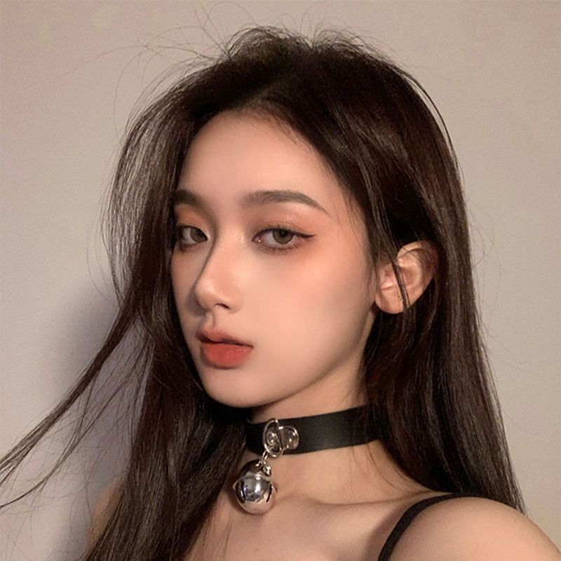 Women's Collar Bell Neck Belt Chain Neck Ring Male Clavicle Chain Neck Ring Necklace Neck Chain Neck Ring Leather One Piece