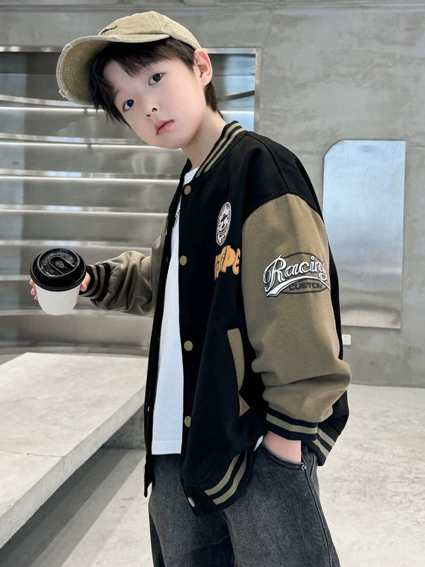 Boys' Spring and Autumn Jacket 2025 New Boys' Autumn Sports Baseball Jacket for Older Children Stylish Cardigan Top Trendy