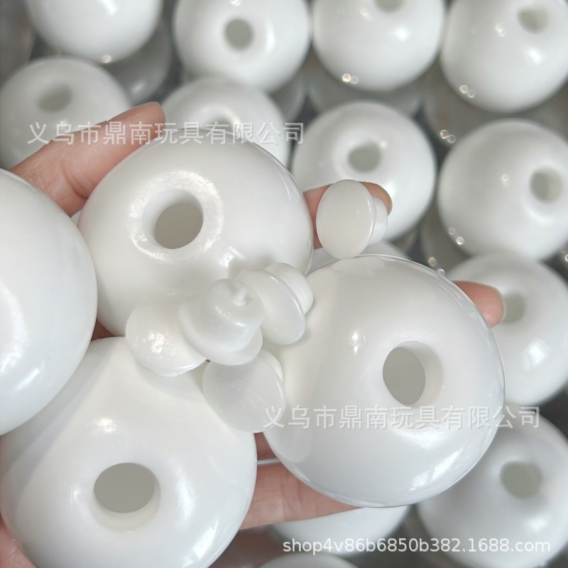 Hand-made ball empty ball leather DIY empty ball leather homemade pinch bright TPR vent ball 6CM 9CM pinch music toy