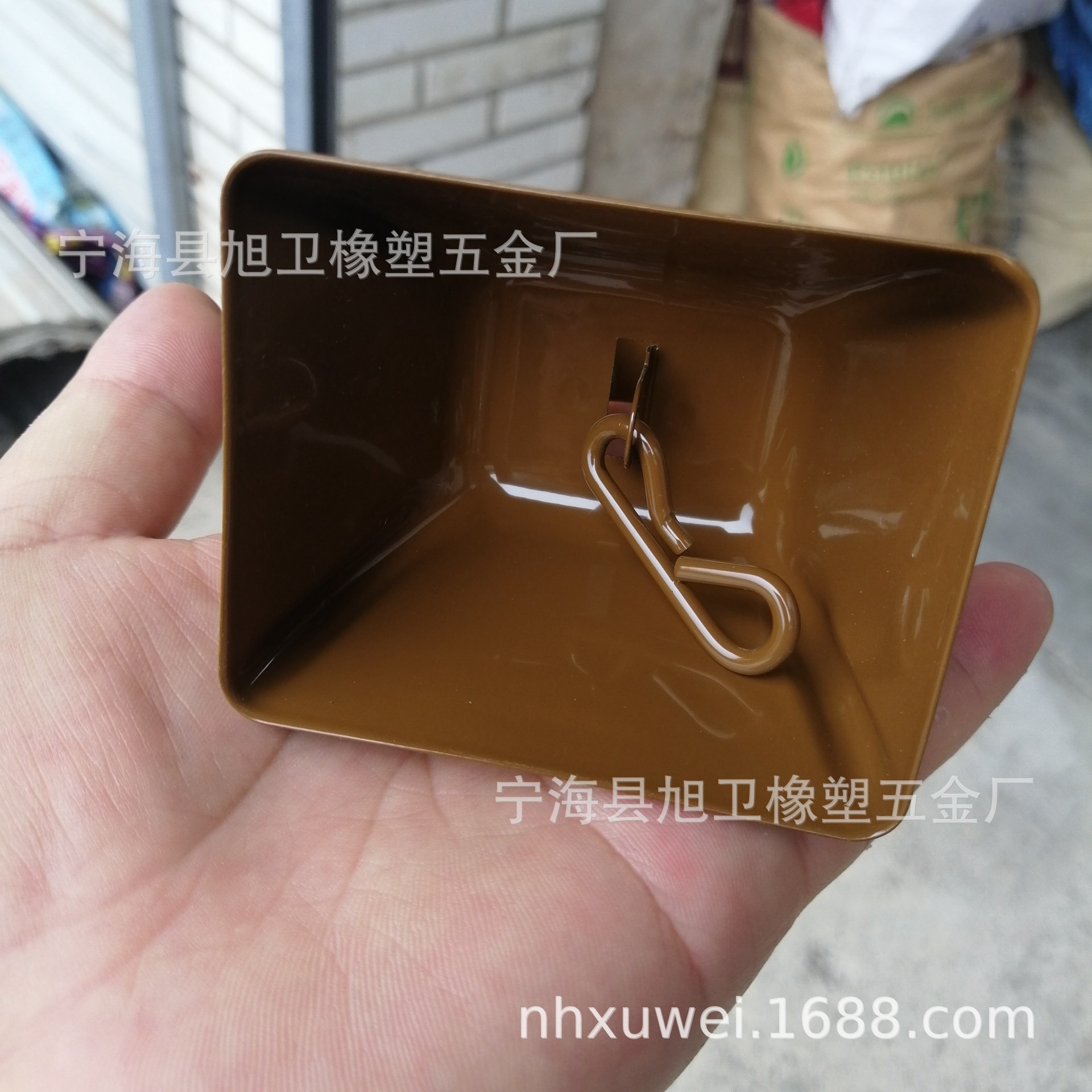 3inch Trapezoidal Metal Bell Square Cow Bell Outdoor Hand Bell Decorative Pendant