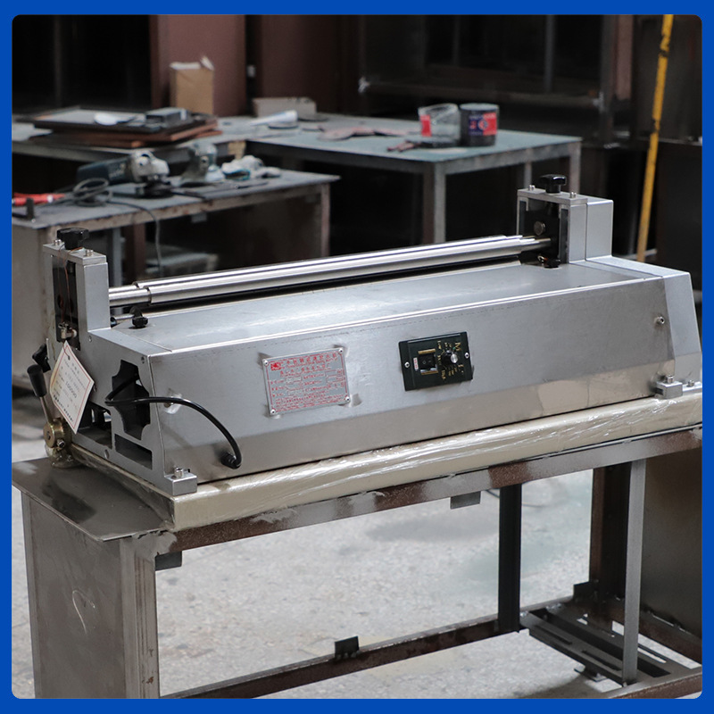 Small automatic gluing machine desktop speed regulating glue machine card photo album book cover gluing and laminating machine book