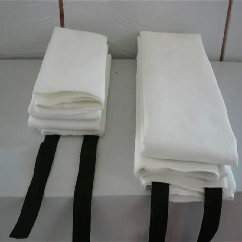 Factory Wholesale Fire Extinguishing Blanket 1.15m 2m Emergency Life-saving Blanket Fire Escape Fiberglass Material
