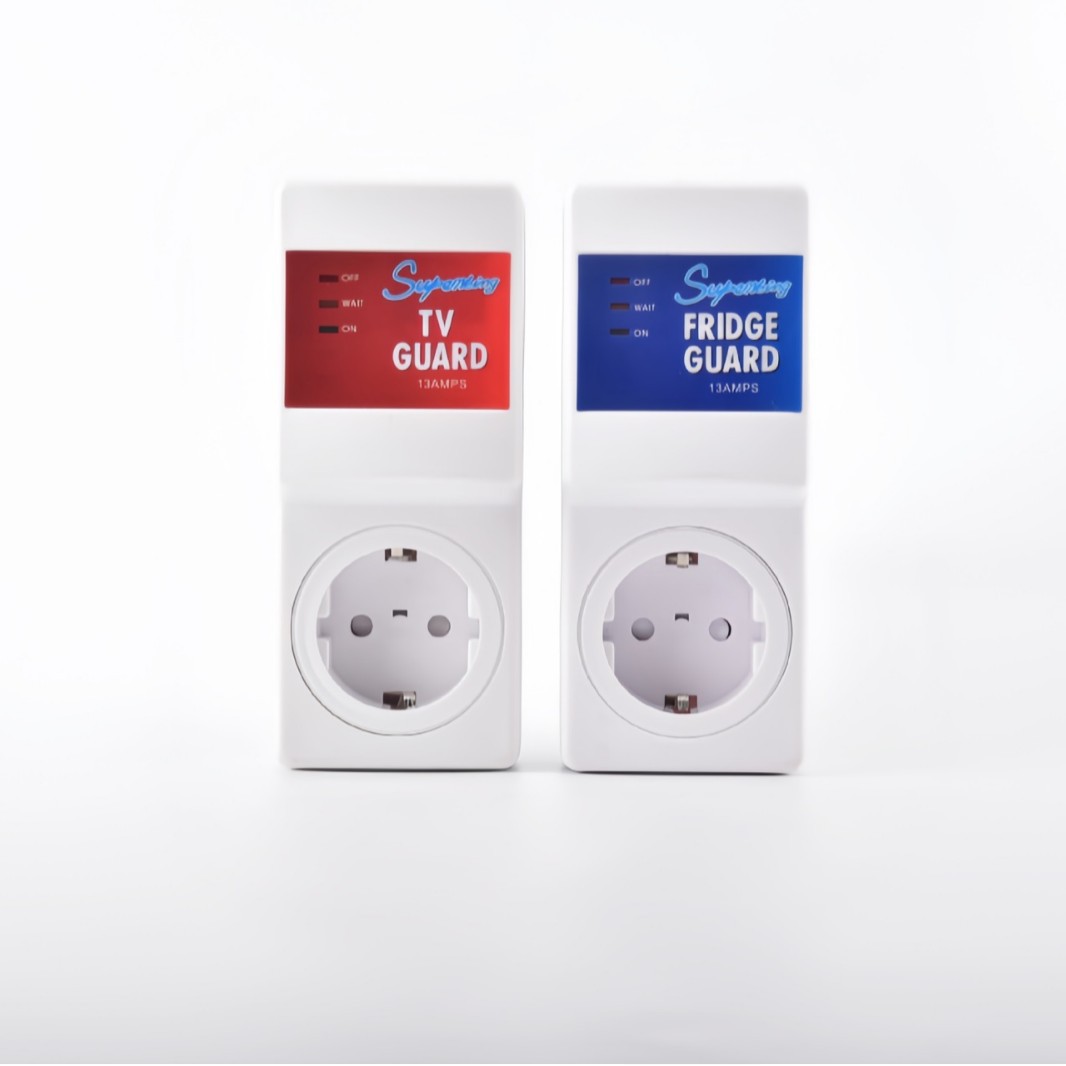 Overvoltage protection electronic TV Guard European standard plug voltage protection European plug refrigerator protector