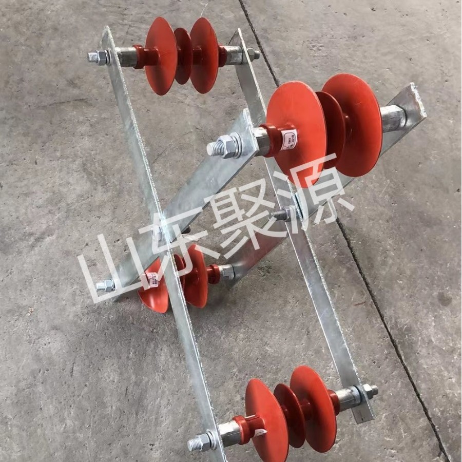 Insulated Cable Tray for Poles Insulated Cable Tray for Frames Insulated Fittings for Frames Hot-Dip Galvanized Flat Iron Cable Tray