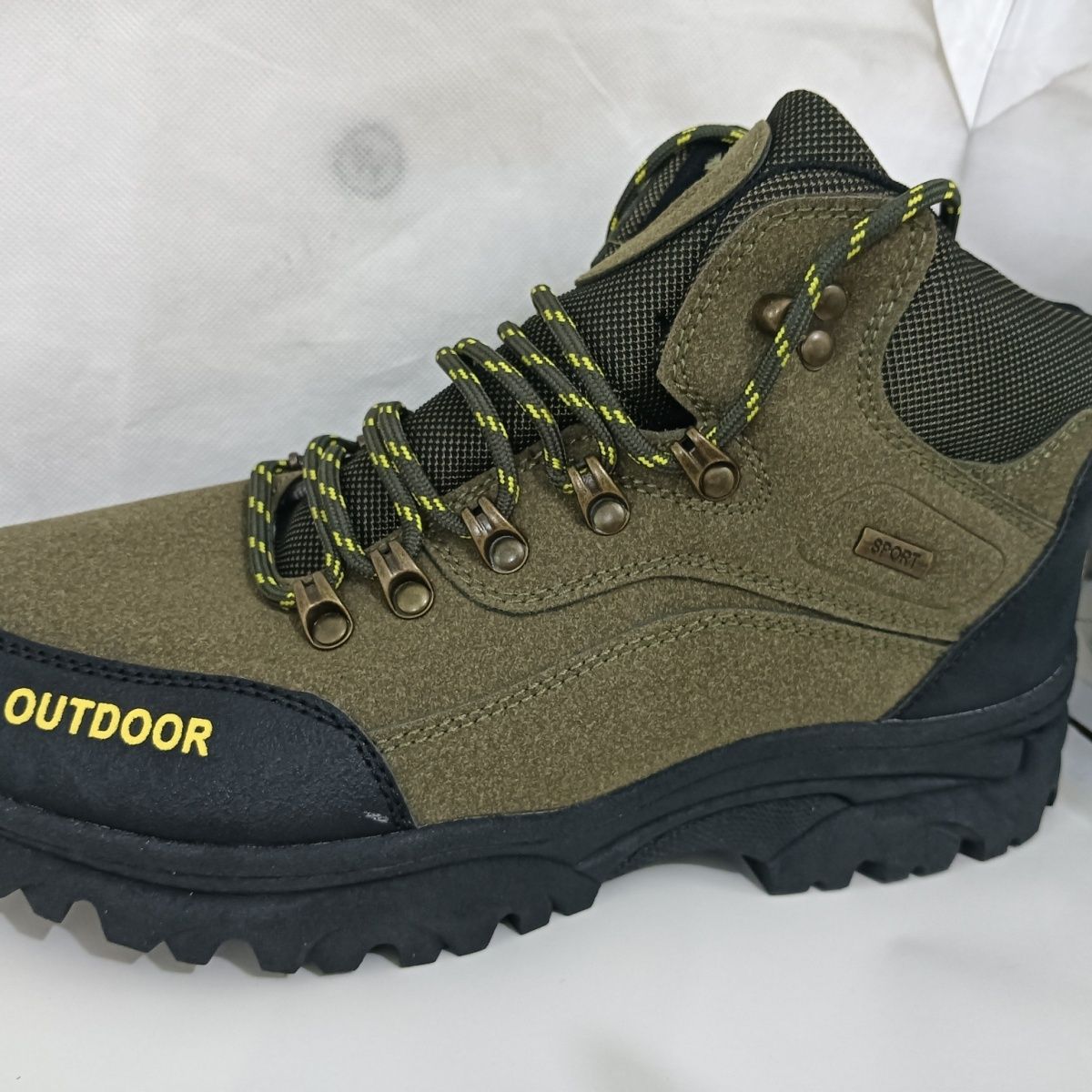 2025 High-Top Hiking Shoes Outdoor New Hiking Non-Slip Breathable Wear-Resistant Men's Shoes Waterproof Mid-Top Work Men's Shoes
