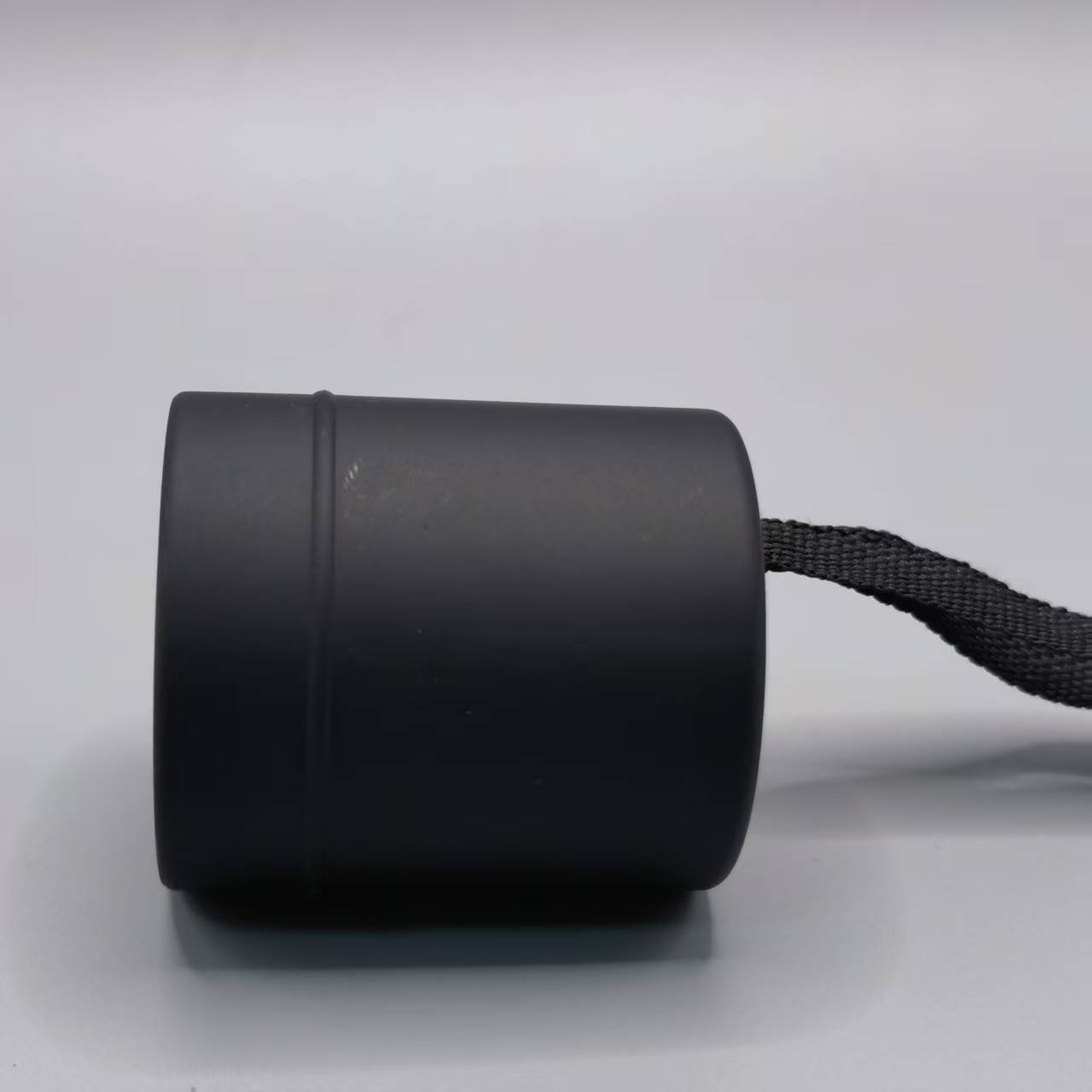 Men's Business Umbrella with Large Handle, Single-Line Handle, Folding Umbrella Frame, Plastic Parts, Non-Slip Umbrella Handle