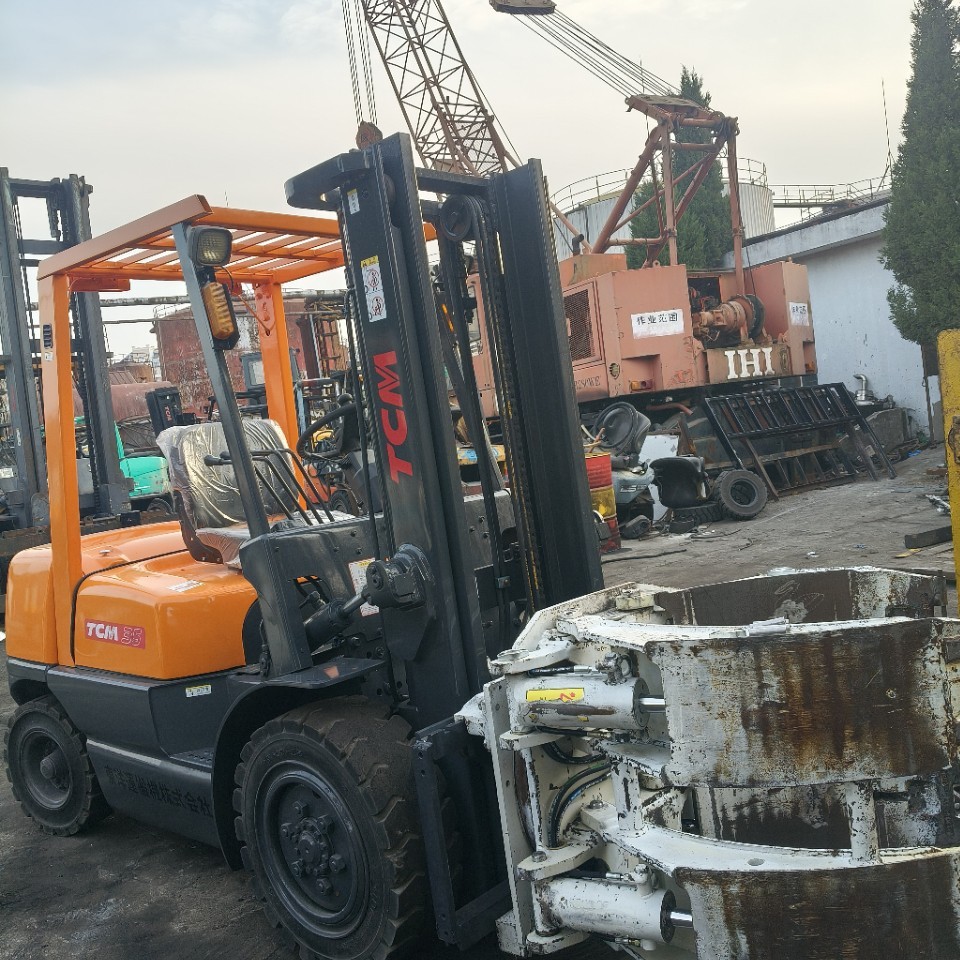 Поставка японского Tcm круглого зажима для погрузчика, бывший в употреблении, погрузчик Heli