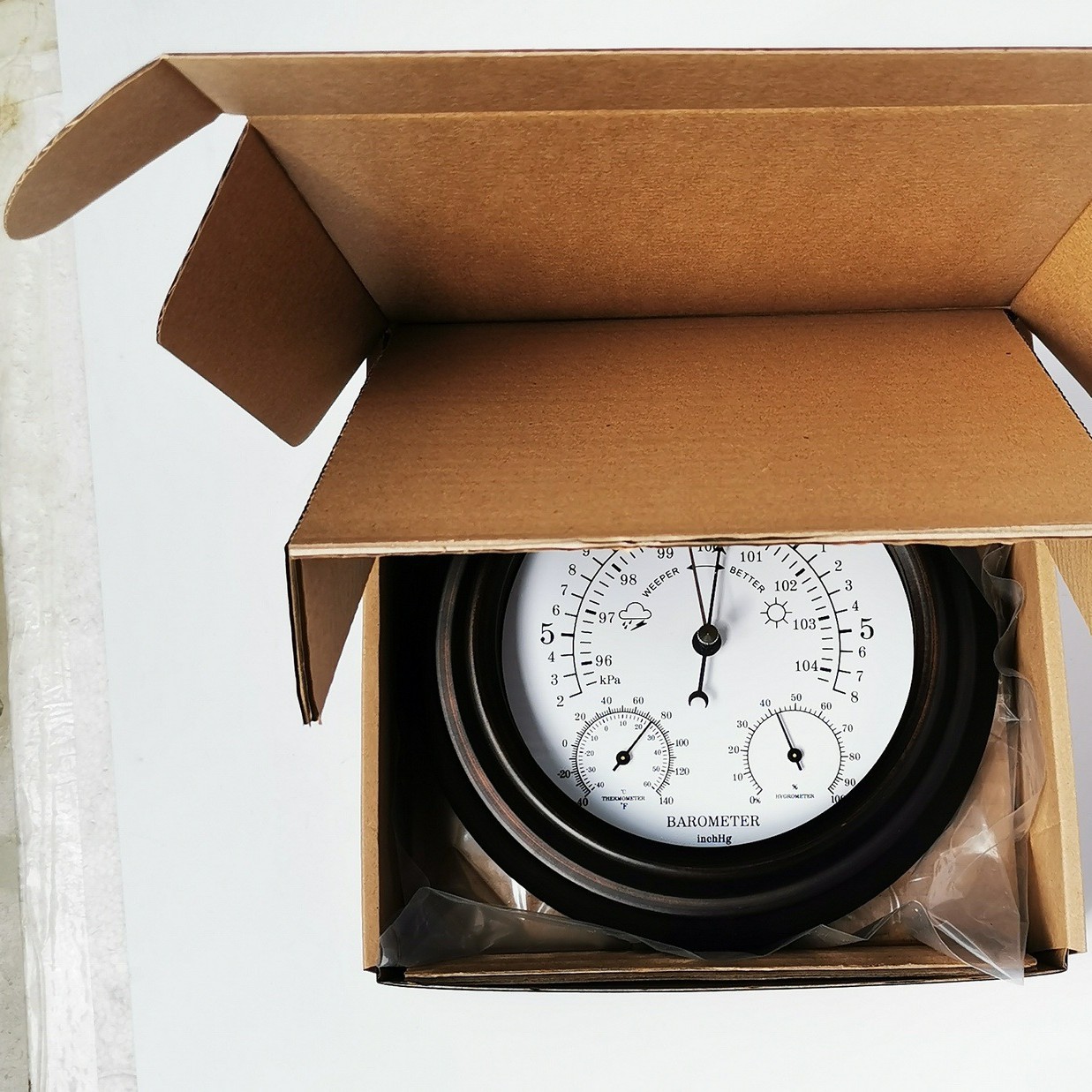 20cm Iron Shell 3-in-1 Weather Station (Thermometer, Hygrometer, Barometer)