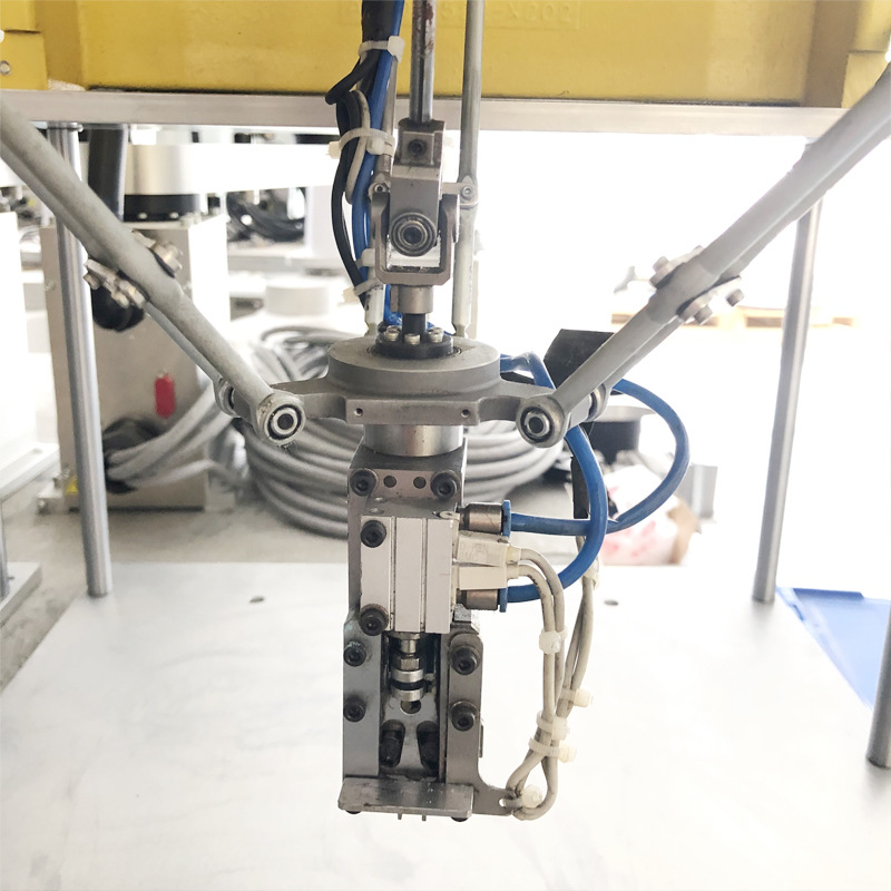 Used Fanuc Parallel Spider Robot M-1Ia/0.5 Handling Sorting and Grasping Fanuc Mechanical Arm