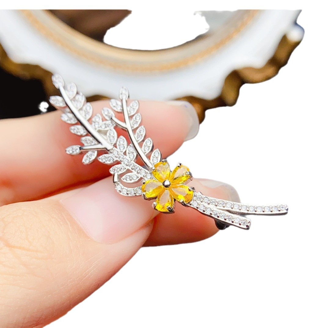 New natural yellow blue treasure brooch S925 silver inlaid main stone 3*4mm Joker net red explosions women's jewelry wholesale