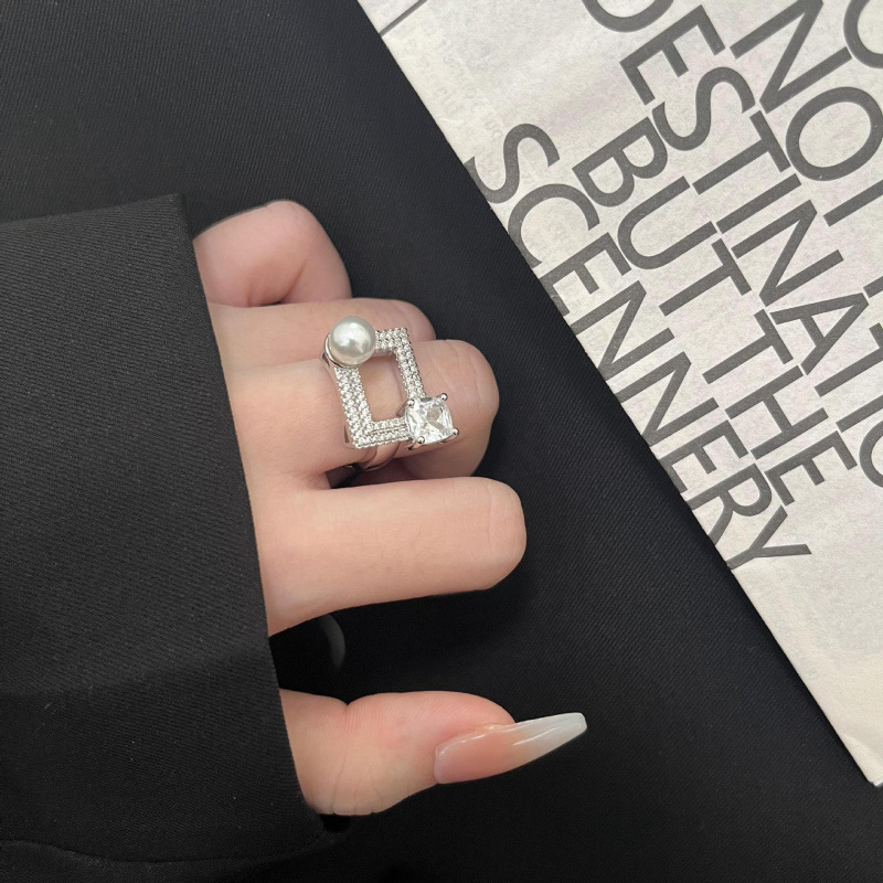 New Unique Personalized Design Accessible Luxury Geometric Pearl Inlaid Diamond Zircon Ins Cool Style High-End Open Ring