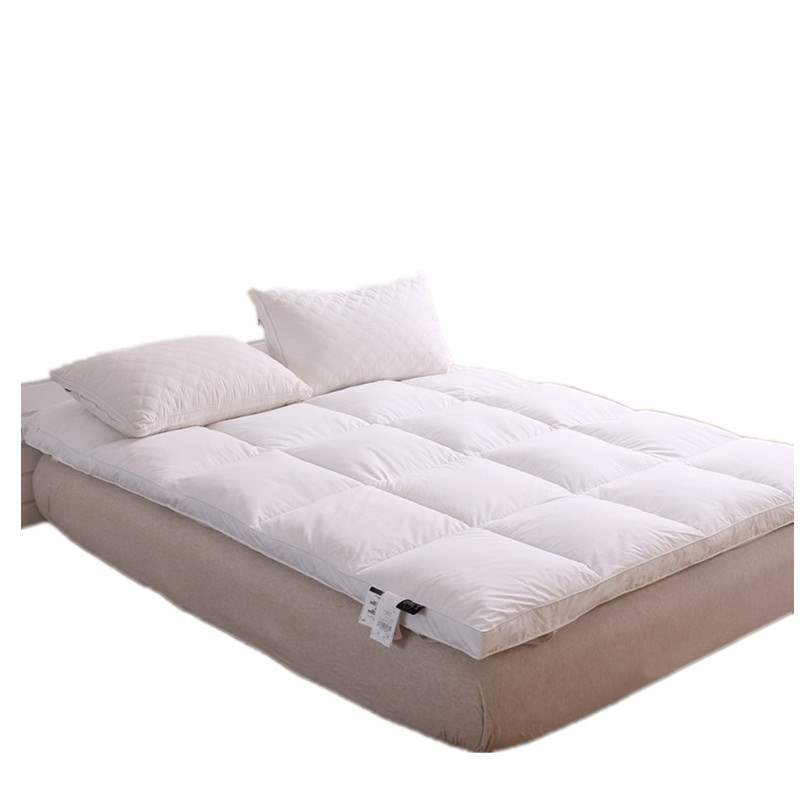 Hotel Mattress Thickened Folding Mattress Feather Velvet Warm B&B down Cushion Dormitory Double 1.68m