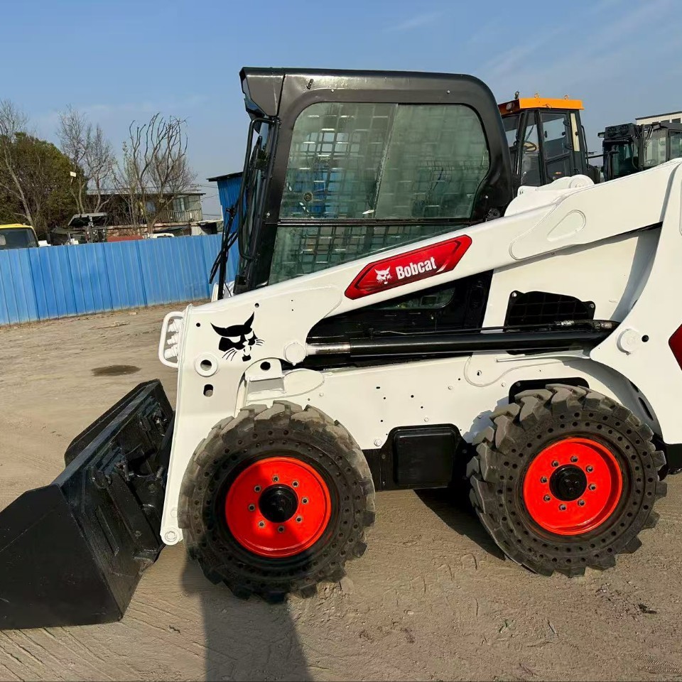 Машина Bobcat Sms630, мини-погрузчик, дорожный уборщик для удаления мусора, машина Sm 550 слайдинг