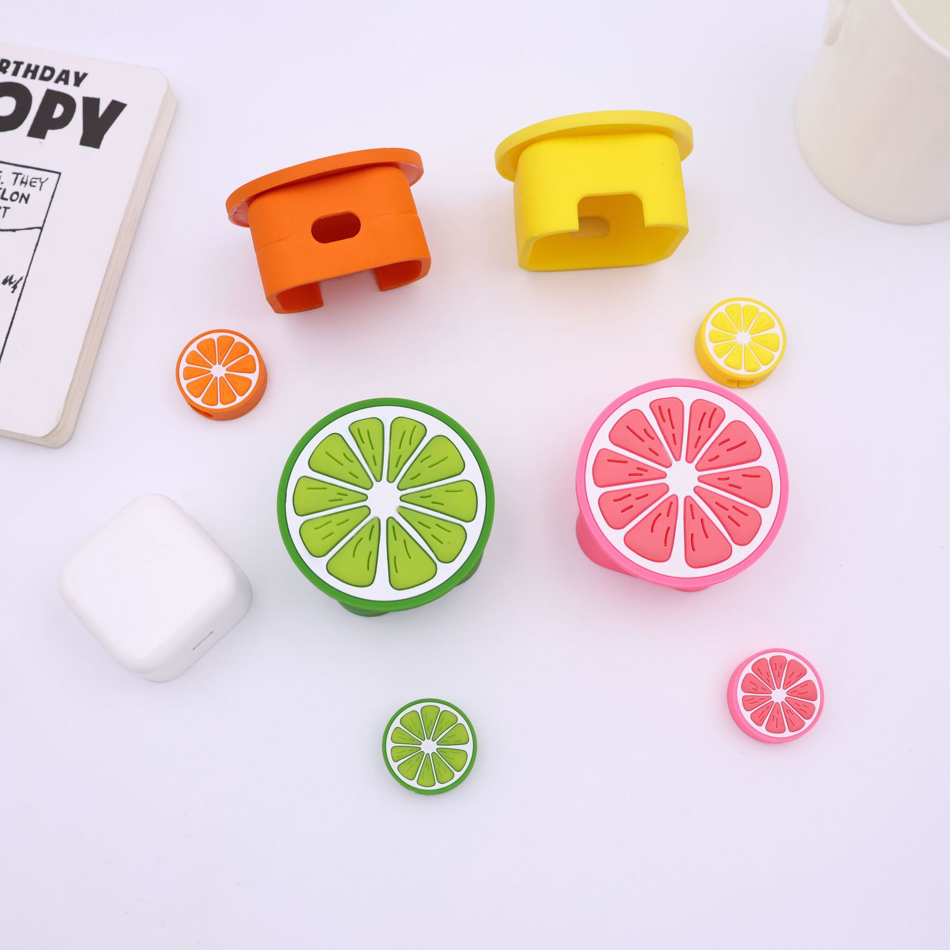 Apple 17 Series 40W Fast Charging Charger Protection Set Cartoon Creative Cute Suitable for Apple Charger