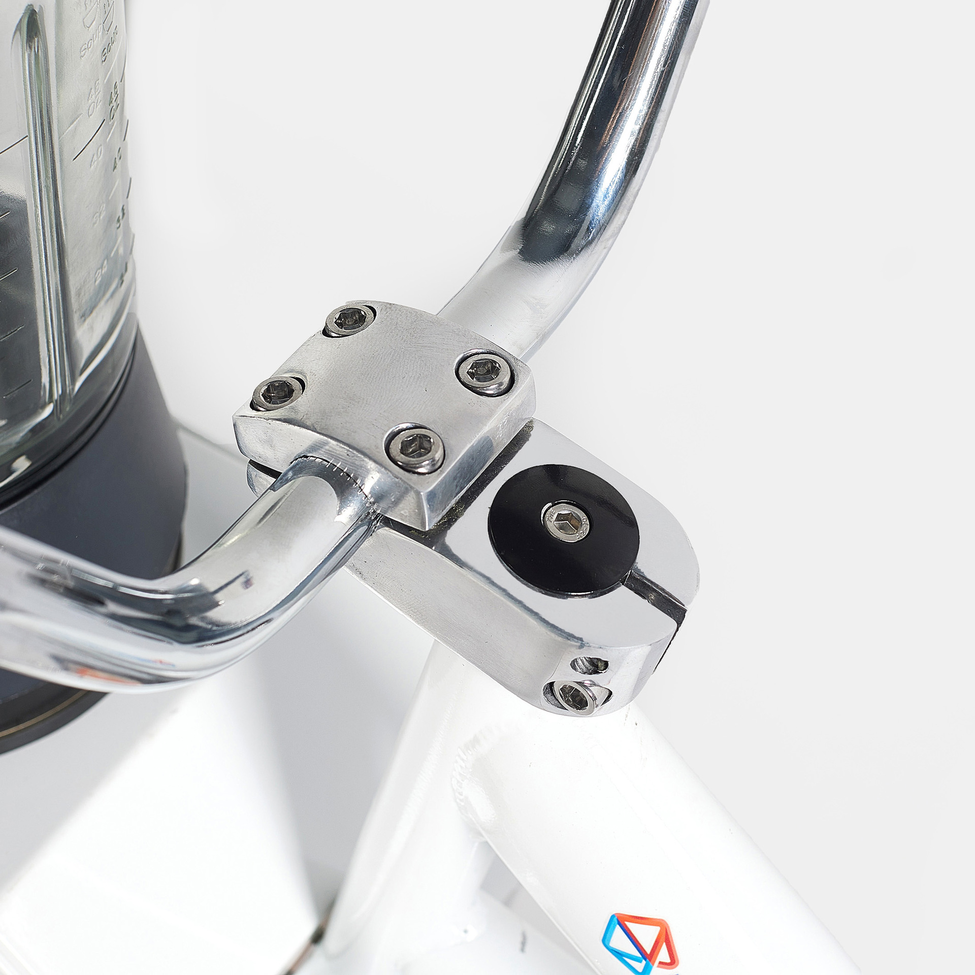 EXI Yixi cross-border electricity net red base punching camping supplies bicycle juicer fruit machine yellow