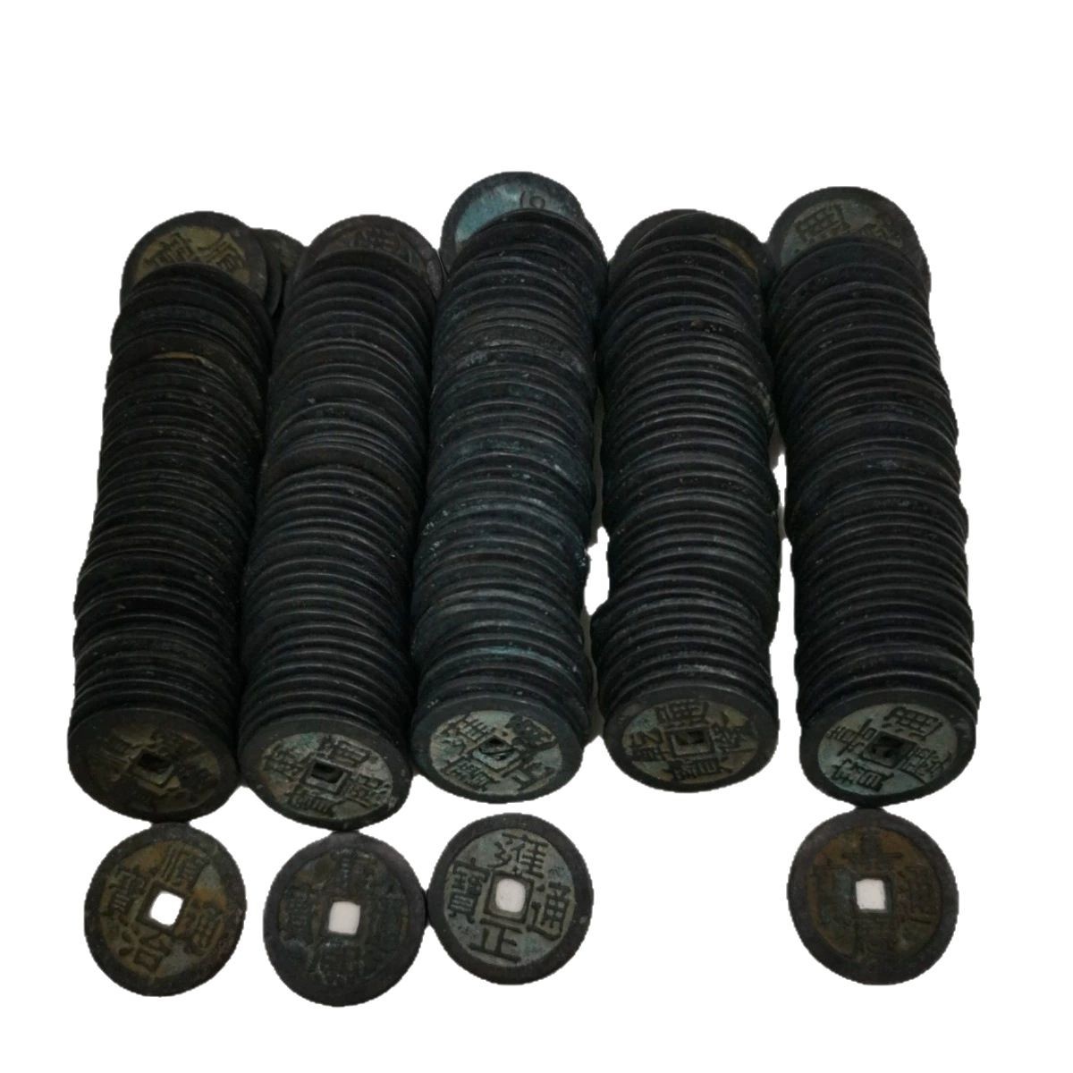 Antique Old Qing Dynasty Five Emperors Copper Coins Yongzheng Qianlong Five Emperors Coins Kangxi Tongbao Crafts Wholesale Collection Brass