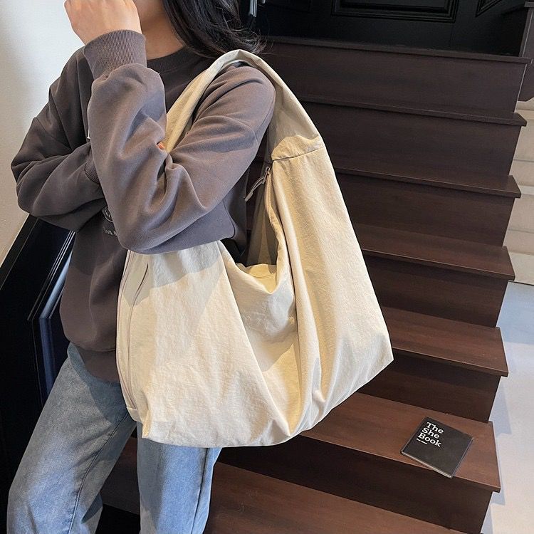 Новая высококачественная сумка через плечо для женщин весна-лето, большая вместимость, портативная сумка для женщин, изысканная сумка для подмышки