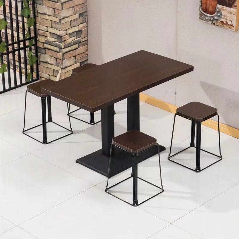 Простой маленький квадратный табурет, магазин молочного чая, десертный магазин, закусочная Шасянь, острый хот-пот, Catering, завтрак, набор столов и стульев для фастфуда