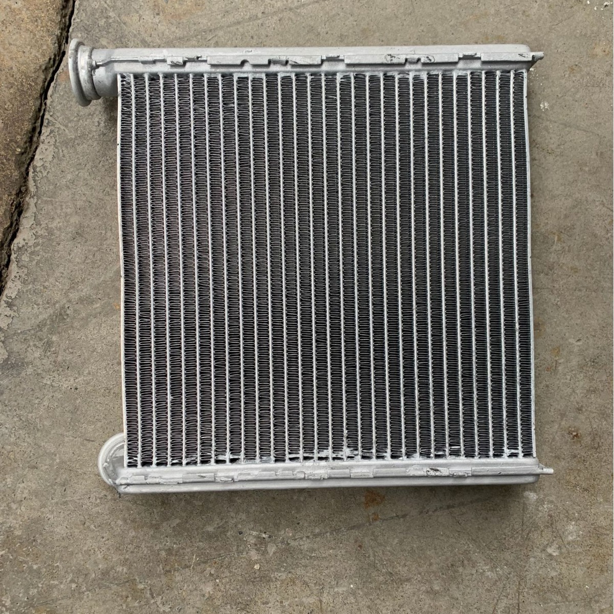 Radiator Factory Direct for Audi 5Q 0819031 B Warm Air Heat Exchanger Brazing