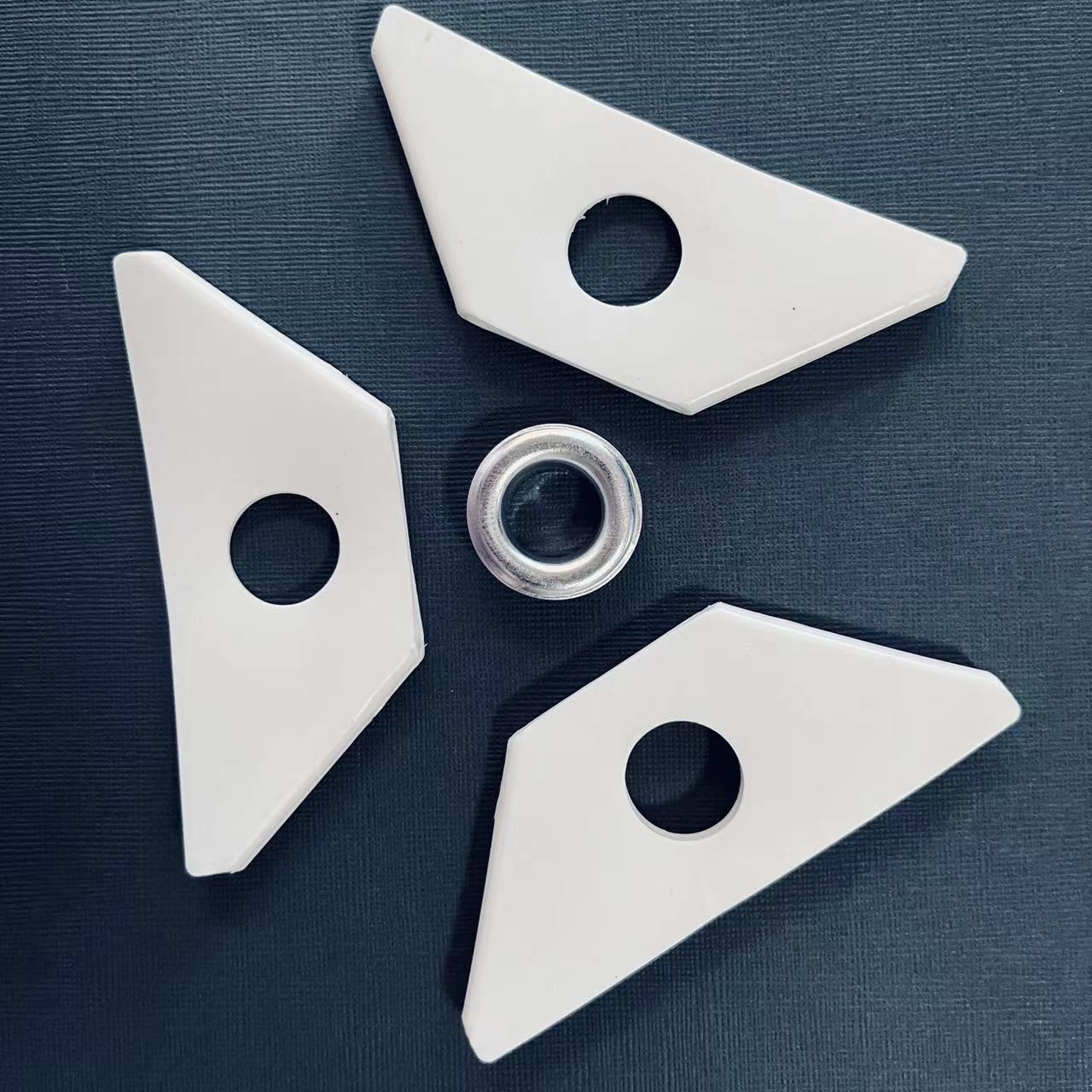 [Manufacturer Customization] Shade Net Accessories Tarpaulin Black Triangle Awning Corner Guard Tarpaulin Accessories Rain Cloth Plastic Clip