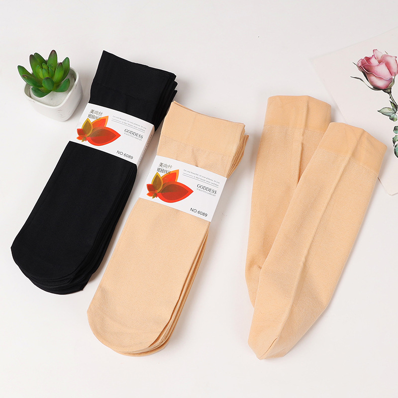 Thickened Women's Socks, Anti-Snag, Flesh-Colored Short Socks, Warm and Durable Mid-Calf Socks, Short Loose Top, Non-Tightening