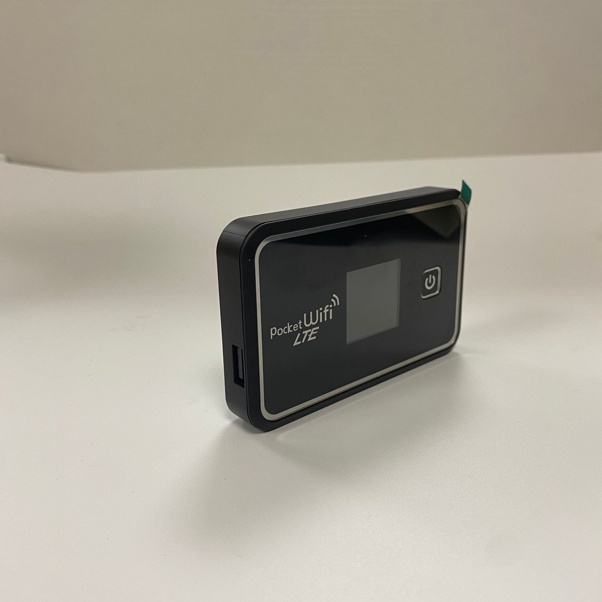 4G Portable MIFI Flow-Free 4500 mA Mobile WiFi 4GLTE Wireless Router Router